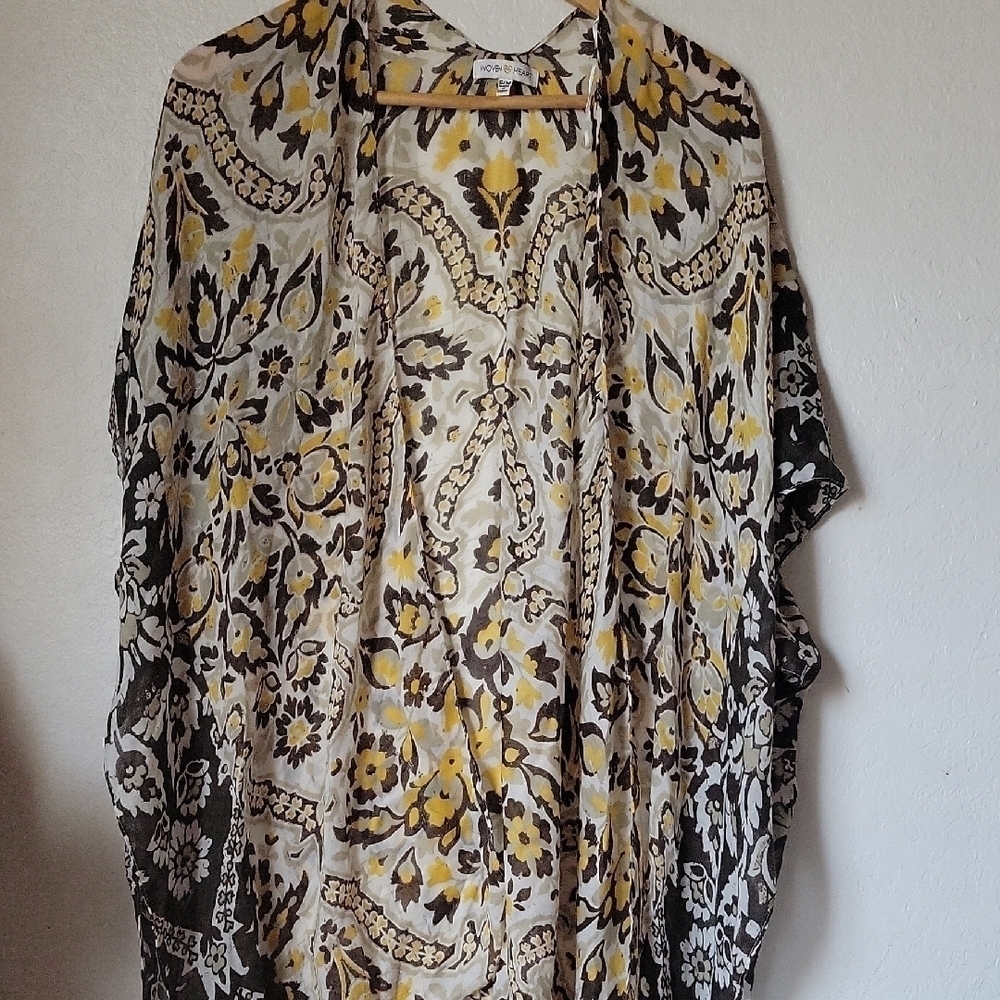 Woven Heart women’s Boho Floral Kimono with Yellow and Black Pattern SizeS/M